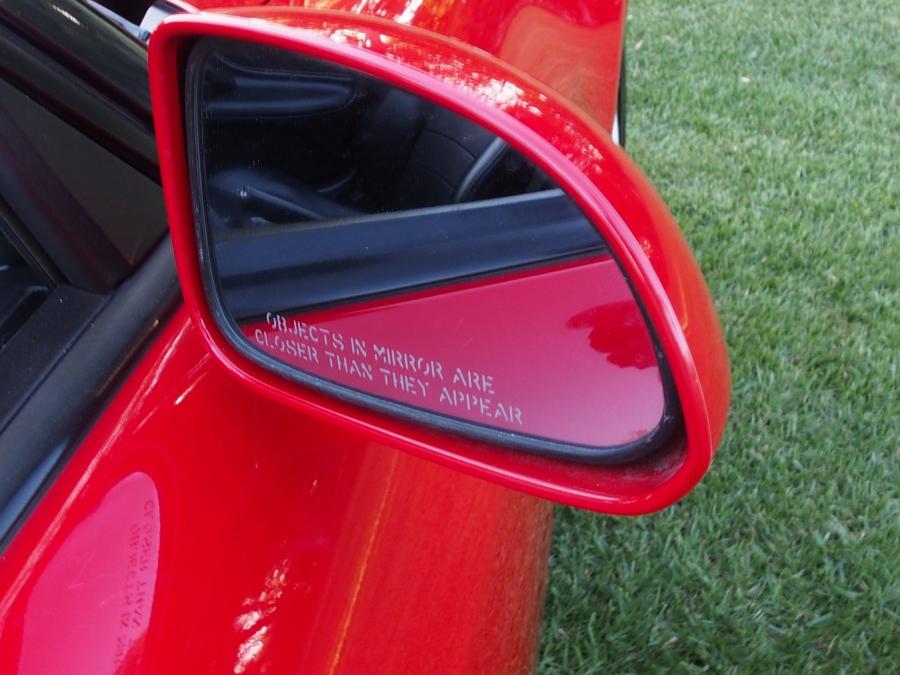 Детали экстерьера Honda S2000 (AP1) 2000 года  (фото 36 из 131)